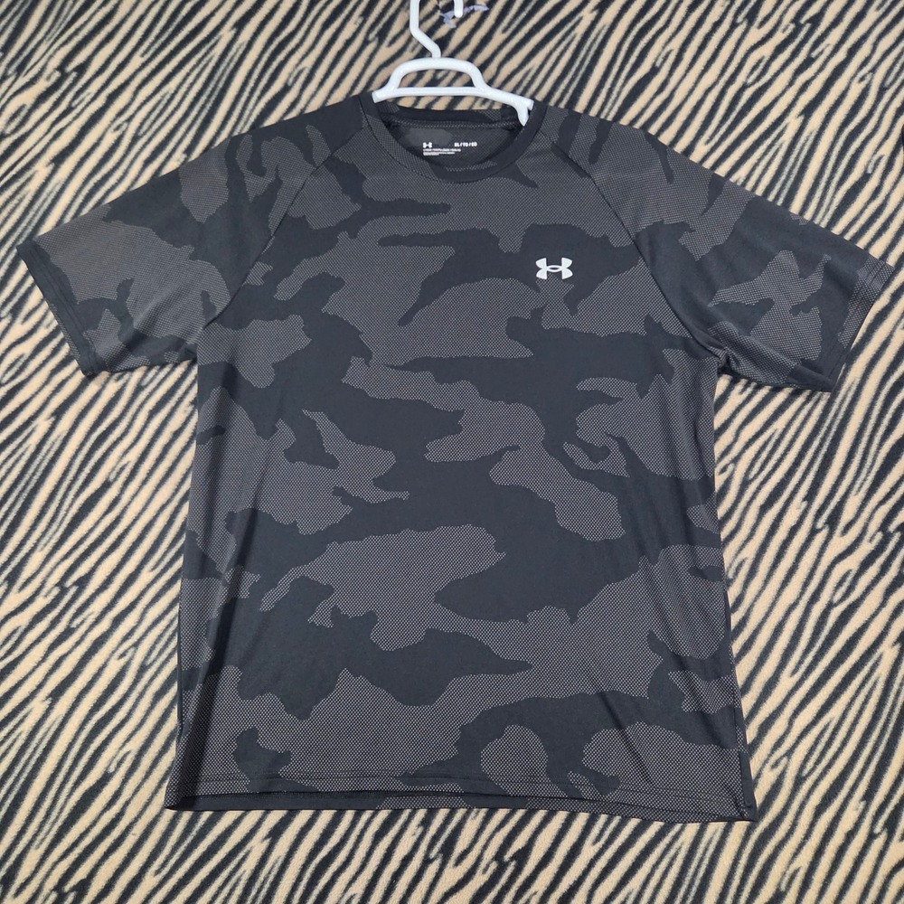 Under Armour Mens XL HeatGear Loose Fit Camo Short Sleeve Performance T-Shirt